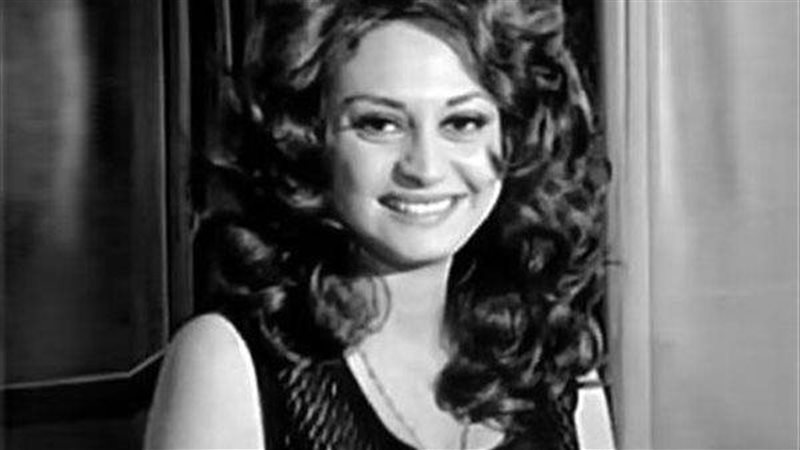 الفنانة المعتزلة