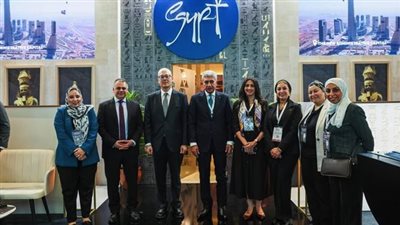 شريف فتحي يفتتح الجناح المصري المشارك في المعرض السياحي الدولي بإسطنبول