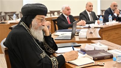في أول نشاط له بعد الجراحة، البابا تواضروس يلتقي ممثلي المعاهد الكنسية