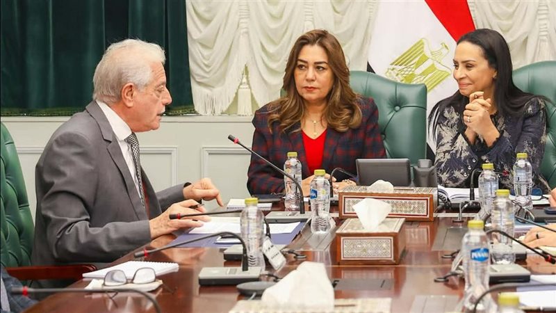 وزيرتا التضامن والتنمية