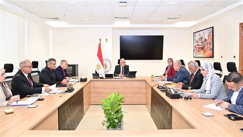 لقاء وزير الموارد