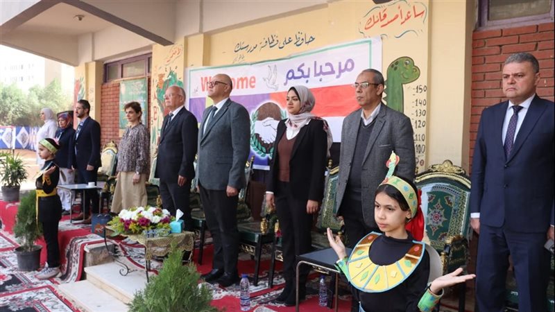 محافظ القليوبية خلال