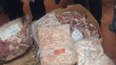 التحفظ على 7 أطنان لحوم ومقطعات دواجن غير صالحة للاستهلاك الآدمي بالعبور