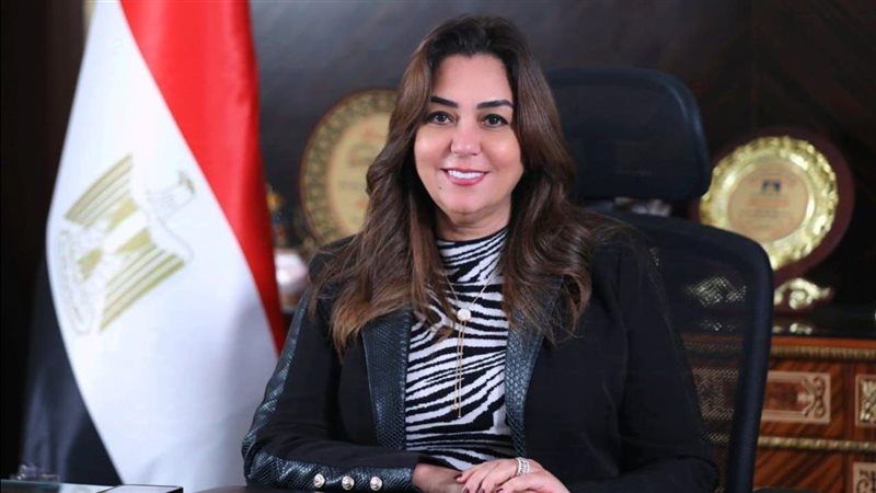 الدكتورة منال عوض