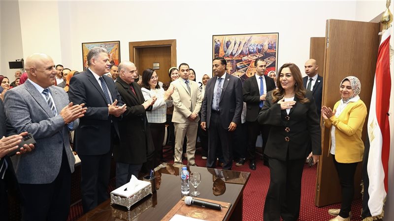 جولة منال عوض وزيرة