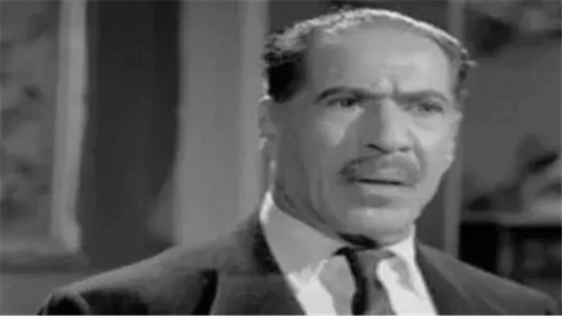 الفنان عباس فارس