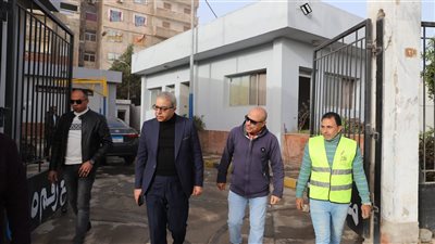 رئيس صرف الإسكندرية يتفقد محطات الرفع ومشروع إحلال خط الانحدار بالعجمي 