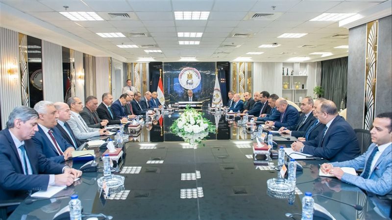 اجتماع وزير الإنتاج