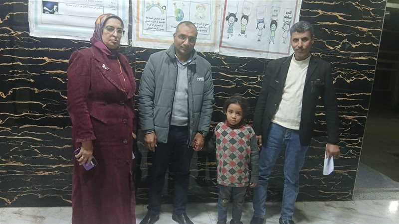 الطفلة  جني  مع لجان