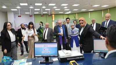 مسؤول دولي يتفقد أعمال شركة مياه القاهرة الكبرى 