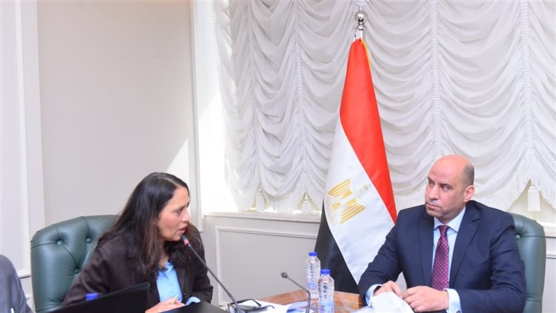 حسن رداد وزير العمل،
