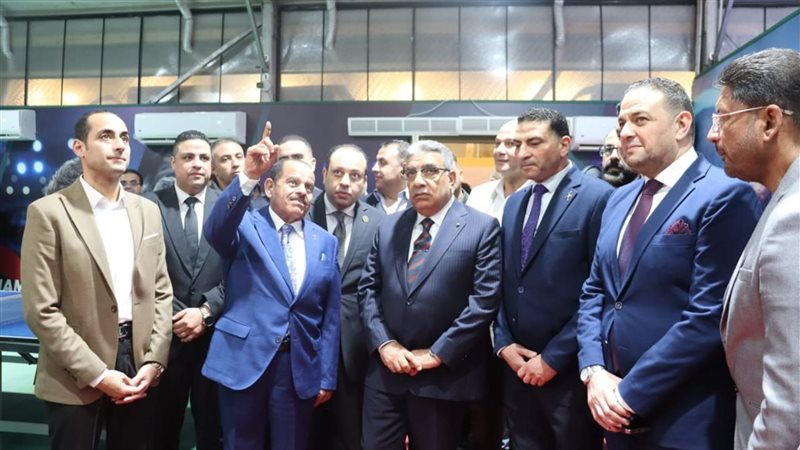 افتتاح المنشآت الرياضية