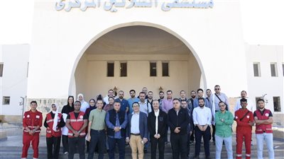 عشرة آلاف مستفيد من قافلة جامعة عين شمس الشاملة لمحافظة البحر الأحمر