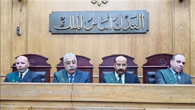 اليوم، ثاني جلسات محاكمة الأب المتهم بالاعتداء وهتك عرض ابنته الطفلة في المنصورة 