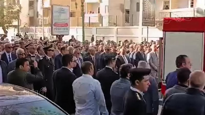 جنازة عسكرية مهيبة