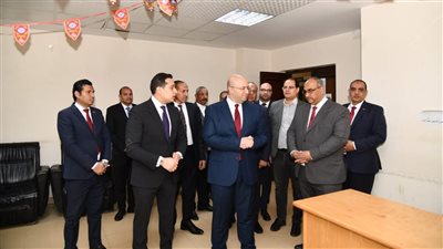 هنأهم بشهر رمضان، محافظ الفيوم الجديد يتعرف على إدارات ديوان عام المحافظة