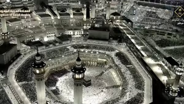 بث مباشر لصلاتي العشاء والتراويح بالحرم المكي أول أيام رمضان 2026