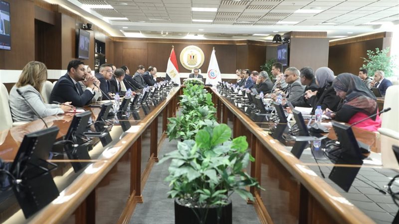 اجتماع متابعة تطبيق