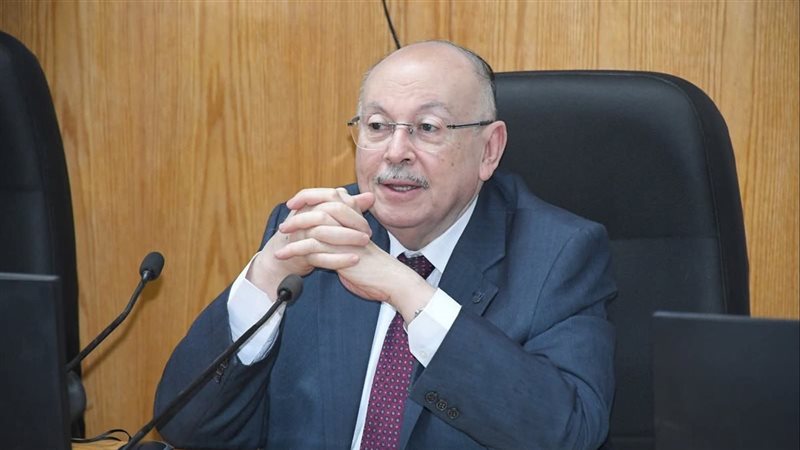 د. عصام خميس