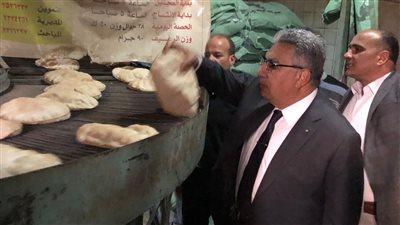 محافظ الدقهلية خلال تفقده مخابز طلخا: لا تهاون مع المتلاعبين بوزن الرغيف 
