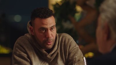 مسلسل الكينج حلقة 3، القبض على محمد إمام في مخزن عمرو عبد الجليل 