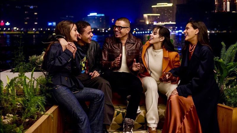 عمرو دياب وأبناءه