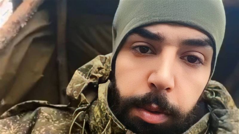 الفنان العراقي حسين