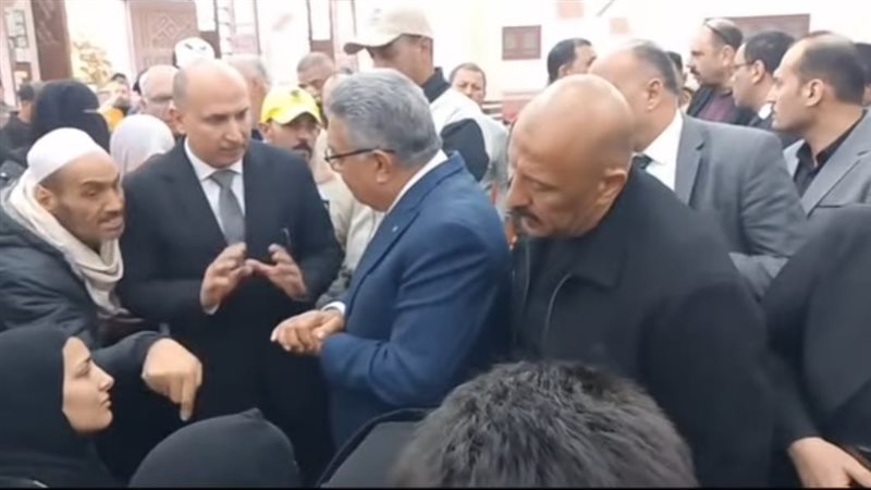محافظ الدقهلية مع