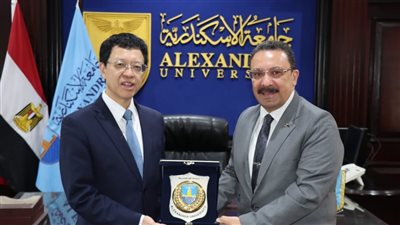 جامعة الإسكندرية تستقبل وفدًا طبيًا صينيًا رفيع المستوى لتعزيز التعاون في جراحات الكبد