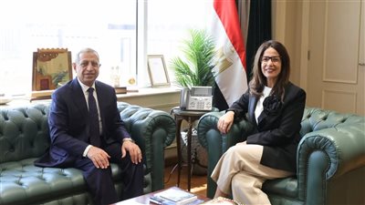 وزيرة الثقافة تلتقي رئيس الأكاديمية العربية للعلوم لبحث تعزيز التعاون 