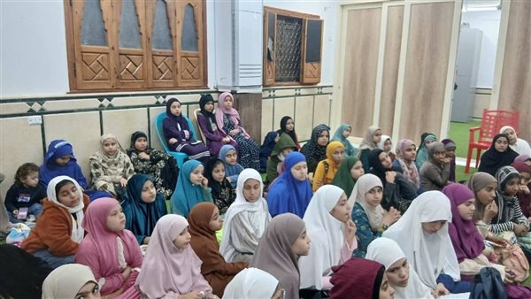 واعظات الإسماعيلية يطلقن برنامج 