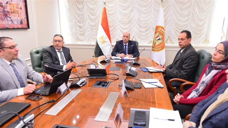 حسن رداد وزير العمل