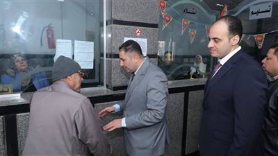 ​محافظ دمياط يفاجئ المركز التكنولوجي بالزرقا ويتابع ملفات التصالح