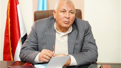 محافظ مطروح يزور سيدي براني ويوجّه بتحسين الخدمات ودعم القطاعات الحيوية