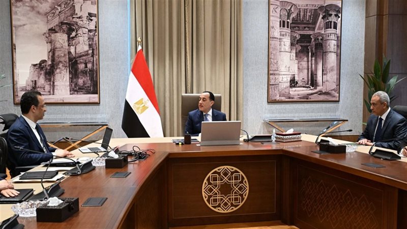 رئيس الوزراء ووزير