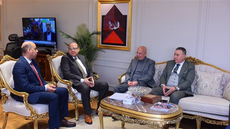 وزير العمل