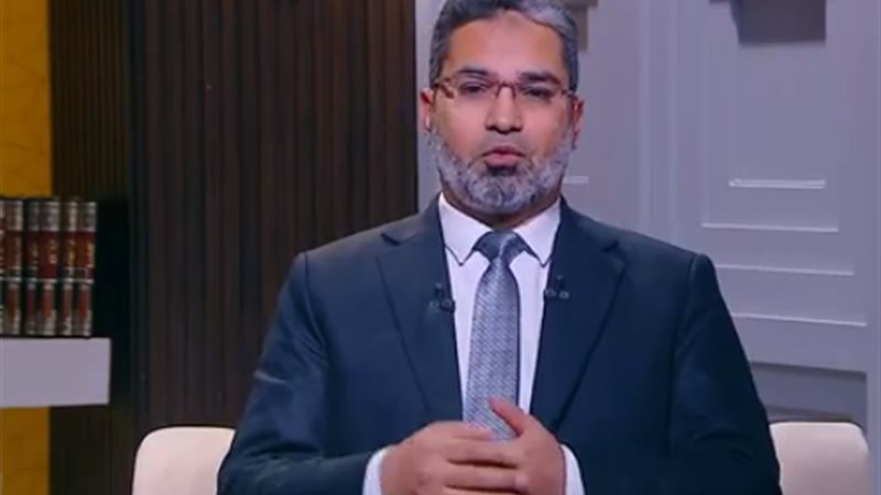 الدكتور احمد الرخ،