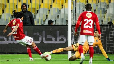 تعادل سلبي بين الأهلي والمقاولون بعد 15 دقيقة وتغيير مبكر للأحمر