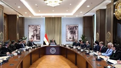 رئيس الوزراء يتابع مستجدات تطوير الطريق الدائري ورفع كفاءة كوبري أكتوبر