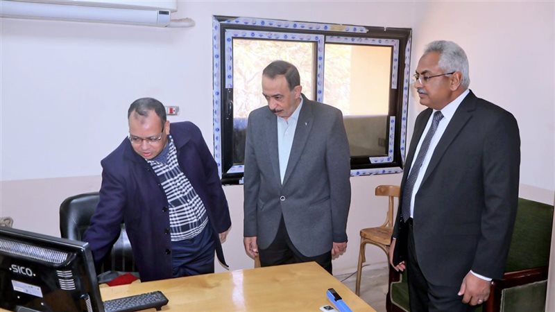 محافظ سوهاج ونائبه