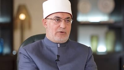 المفتي يوضح علامات ليلة القدر وفضلها العظيم (فيديو)