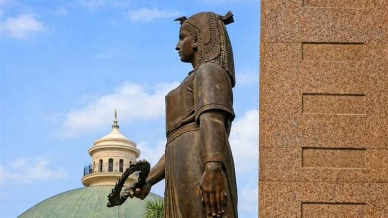 جامعة القاهرة 