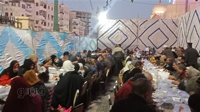 مائدة مسجد السيد البدوي بطنطا تجسيد عملي للتكافل في رمضان
