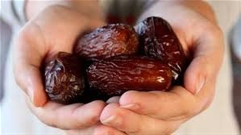 تفسير حلم توزيع التمر
