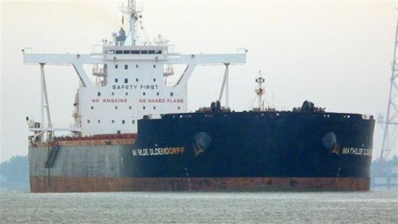 سفينة الصب الجاف