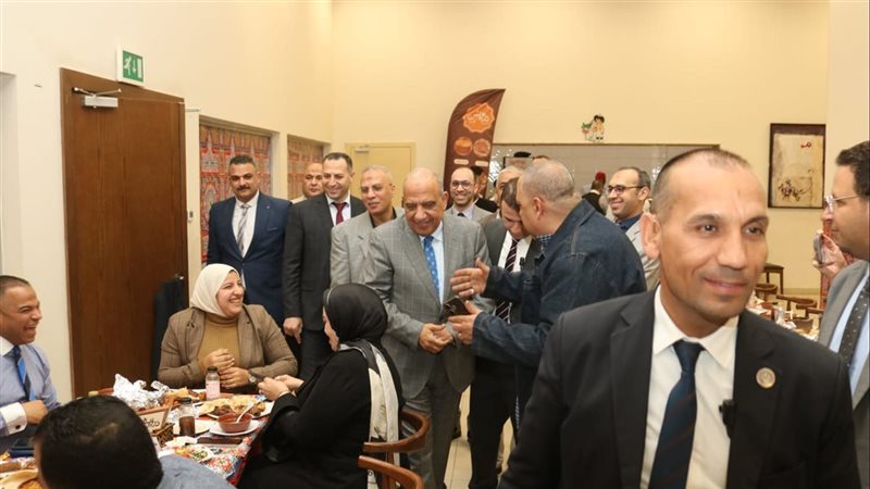 الدكتور محمود عصمت