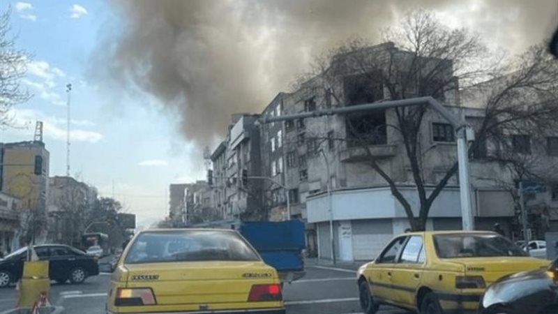 إيران