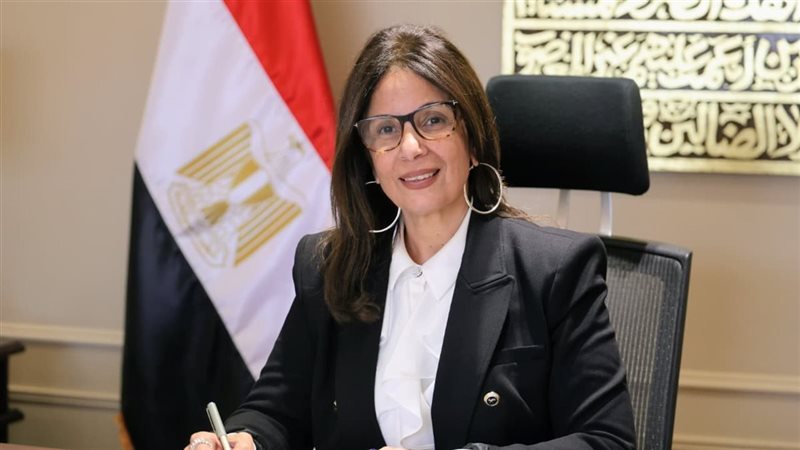 جيهان زكي وزيرة الثقافة