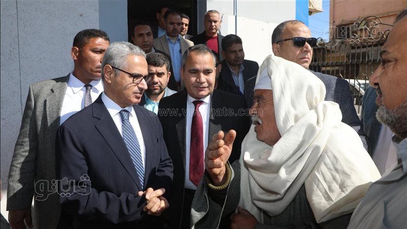 جولة ميدانية لمحافظ
