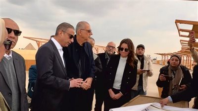 أوراسكوم بيراميدز تنتهي من تصميم وتنفيذ منصات لبيع الهدايا التذكارية بالأهرامات